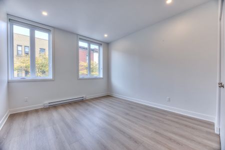 Condo for rent, Montréal (Le Sud-Ouest) - Photo 2