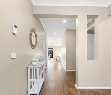 STUNNING, LARGE FAMILY HOME - Photo 6