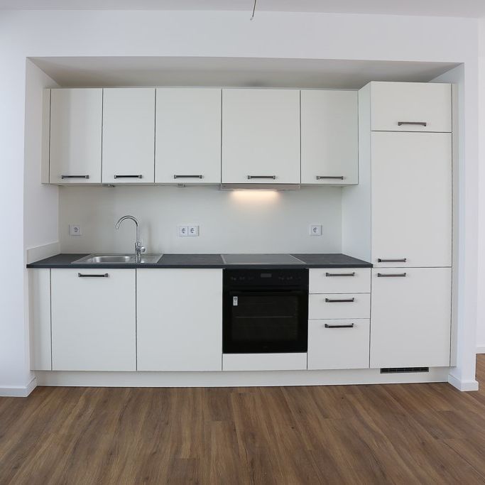 Leben über den Dächern - 2-Zimmer-Dachgeschosswohnung mit großzügiger Terrasse - Photo 1