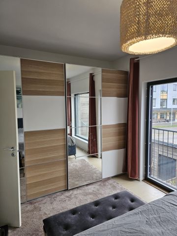 Fint nybyggt modernt 3-våningsradhus i lugnt område. - Photo 5