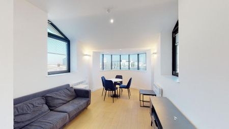 2 bedroom flat to rent - Photo 5