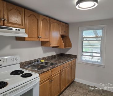 For Lease - 6023 Montrose Road, Niagara Falls, Ontario - Photo 5