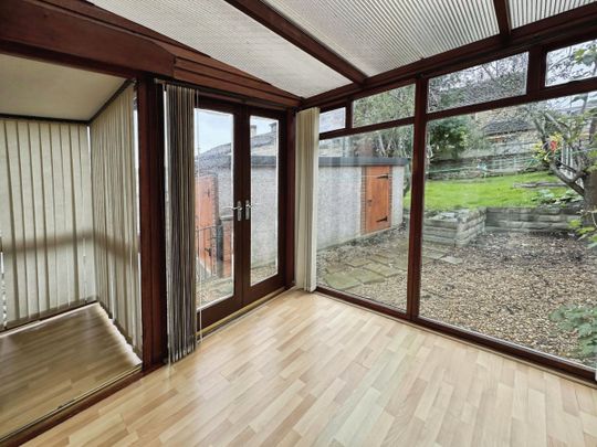 Westcliffe Rise, Cleckheaton, BD19 - Photo 1