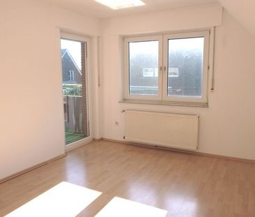 GemÃ¼tliche, kleine 2 Zimmer Wohnung im DG mit Balkon in Lingen-Bra... - Photo 2