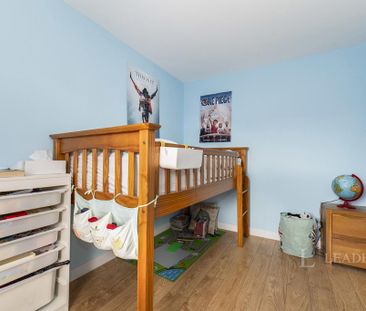 4 bedroom detached house to rent - Photo 3