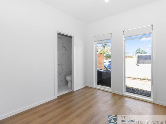 1 Goldfinch Court, Carrum Downs - Photo 1