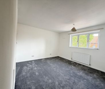 4 Bed Terraced House, Lansdowne Road, E11 - Photo 3