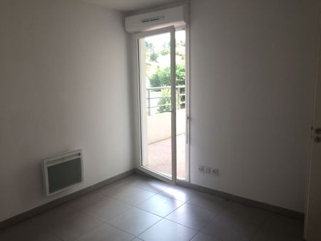 Appartement 2 pièces 40m2 MARSEILLE 12EME 857 euros - Photo 5