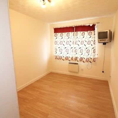 St. Leonards Close, Grays, Property for rent - Photo 1