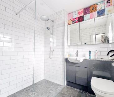 5 bedroom detached house to rent - Photo 5