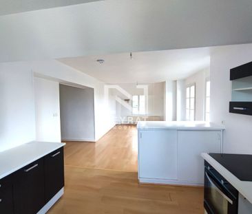 Location Appartement 4 pièces 98m² CHALON SUR SAONE 71100 - Photo 3