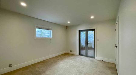 Beauty in the Bays - Photo 3