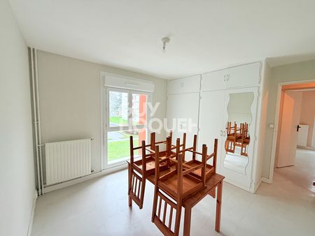 Location Appartement 3 pièces 71m² - Photo 2
