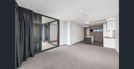 905/232 Wellington Road, Kangaroo Point, Qld 4169 - Photo 2