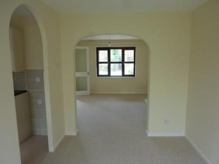 Vallis Close, Baiter Park - Photo 1