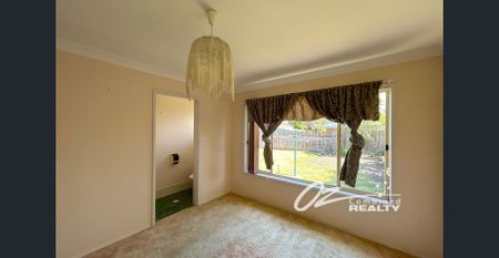 Spacious 3-Bedroom Home - Photo 5