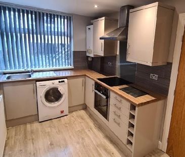 2 Bed Flat, Foxhill Court, LS16 - Photo 6