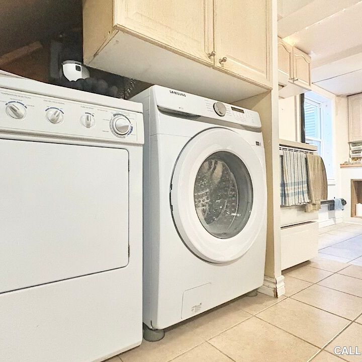 1221 Meadowlands Drive, Parkwood Hills - Fisher glen, Ottawa, ON - Photo 1