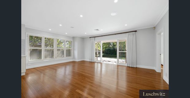 Sophisticated Family Living in the Heart of Wahroonga - Photo 1