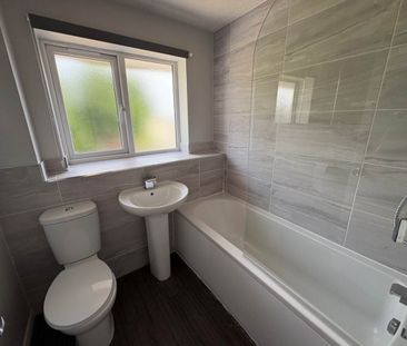 Worle, Weston-super-Mare, North Somerset - Photo 1
