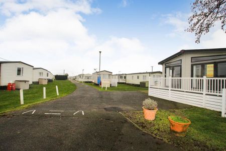 2 bedroom bungalow to rent - Photo 2