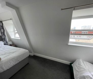 2 bedroom flat to rent - Photo 3