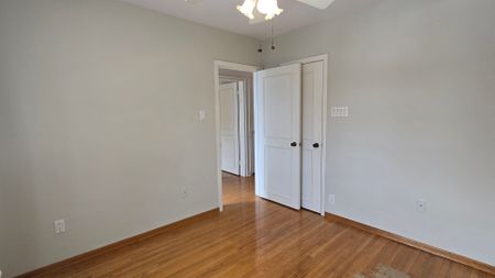 For Lease - 3 Ridge Point Crescent, Toronto, Ontario - Photo 5