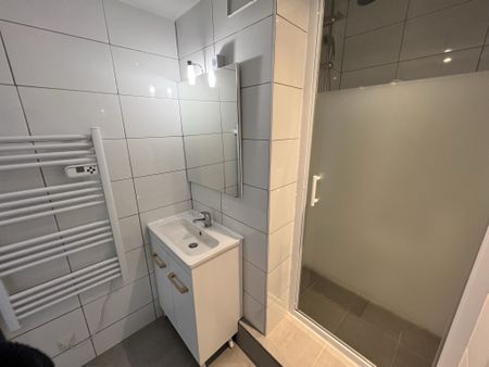 Location Appartement 1 pièce 21m² CHENNEVIERES SUR MARNE 94430 - Photo 5