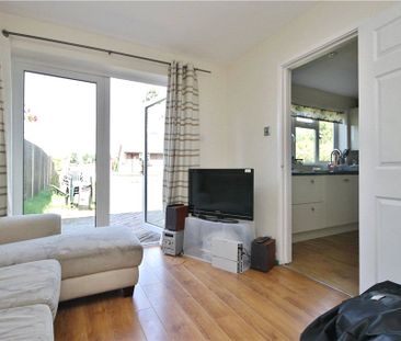 Blackwell Avenue, Guildford, Surrey, GU2 8LU - Photo 1