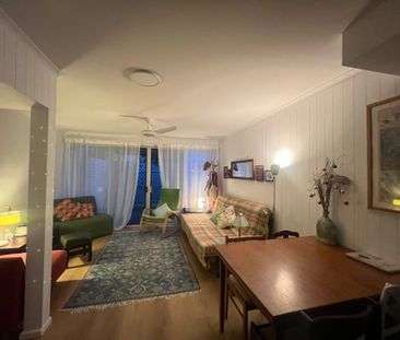 Scarborough - Photo 1