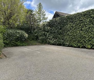Au cœur de Troinex, dans un écrin de verdure - Photo 4