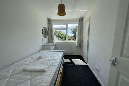 Sparkford Close, SO22 - Photo 5