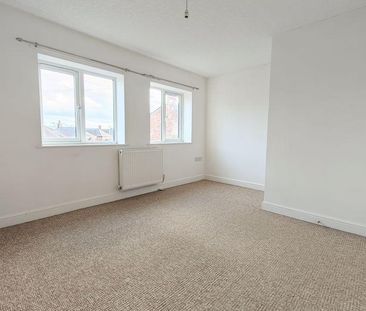 2 bedroom end of terrace house to rent - Photo 6