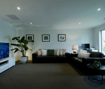4 Gully Mews, Chirnside Park VIC 3116 - House For Rent | Domain - Photo 4