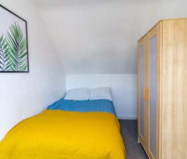 5 Bed Student Accommodation - Photo 6