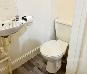 Studio to rent - Photo 6