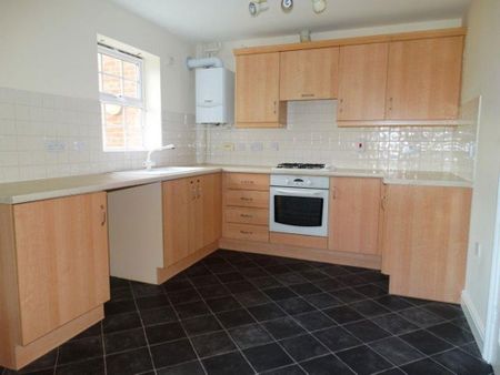 3 bedroom terraced house to rent - Photo 3