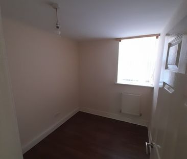 2 Bed Flat, Lancaster Street, L9 - Photo 2