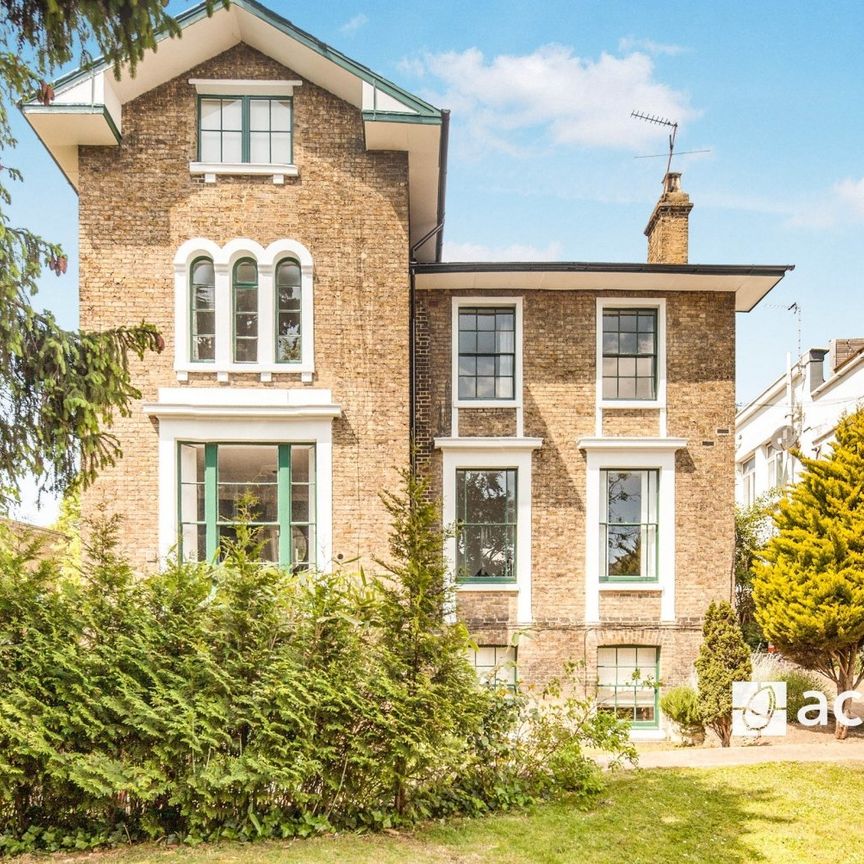 Flat to rent - Honor Oak Road, London, SE23 - Photo 1