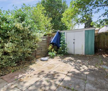 3 bedroom terraced house to rent - Photo 6