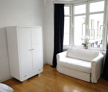 Ruime kamer in een prachtig gemeubeld appartement - Foto 1