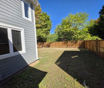 For Lease - 198 Victoria Street Unit# B, Hamilton, Ontario - Photo 5