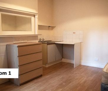 10 Bed Student Accommodation - Photo 3