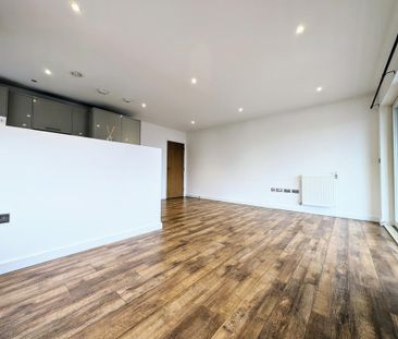 2 bedroom flat to rent - Photo 3