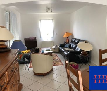 Location Maison 6 pièces 112m² - Photo 1