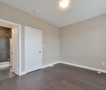 For Lease - 81 Stauffer Crescent, Markham, Ontario - Photo 3