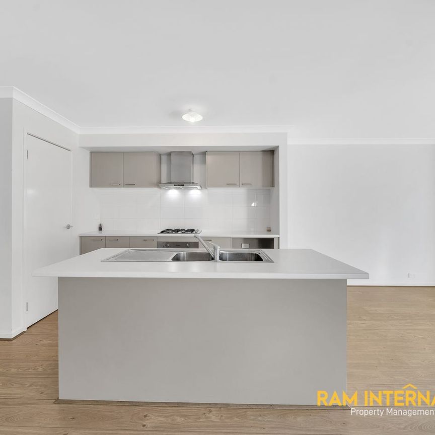 53 Brightvale Boulevard, Wyndham Vale, Vic 3024 - Photo 1
