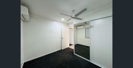 OPULANCE, SOPHISTICATION AND PREMIIUM FINISHES - Photo 5