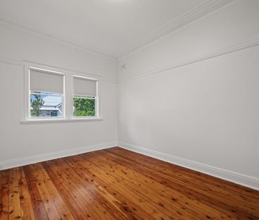 Beautifully Renovated Semi in a Prime Lifestyle Location - Photo 1