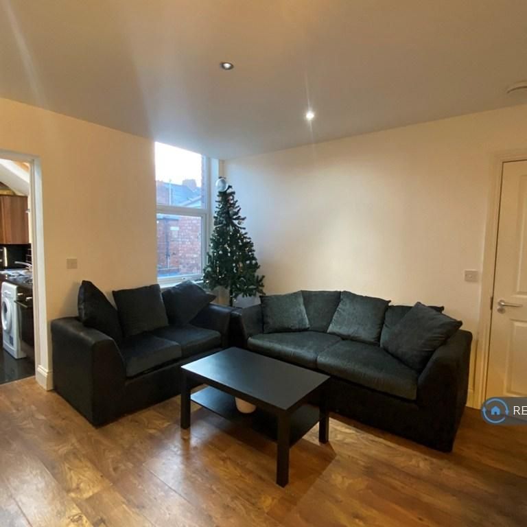 6 bedroom maisonette to rent - Photo 1